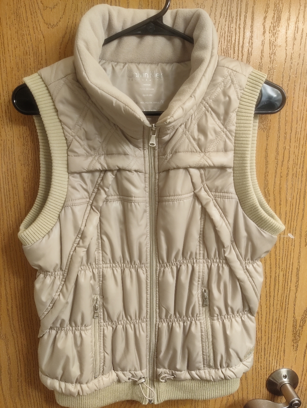Calvin Klein Girls' Light Beige Quilted Puffer Vest